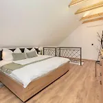 Apartman Nasa Hisa *